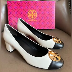 NIB Tory Burch Chelsea 50MM Cap-Toe Pump